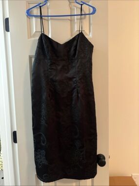 Mica size 8 midi cocktail dress. Fits more like a 6